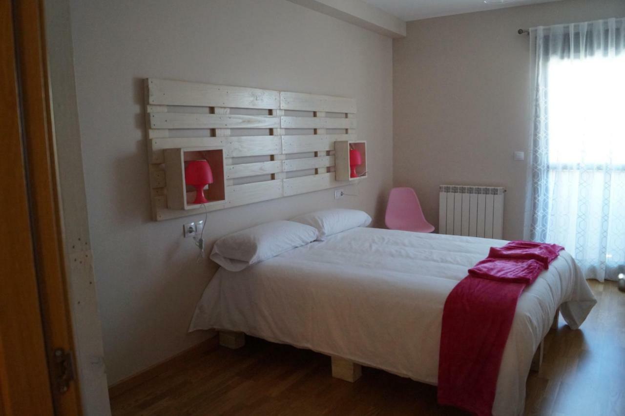 Apartamento Turistico “El Yugo” Arguedas Luaran gambar